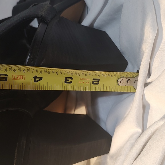 New Vince Camuto leather peep toe slingback block heel sandals - Picture 9 of 9